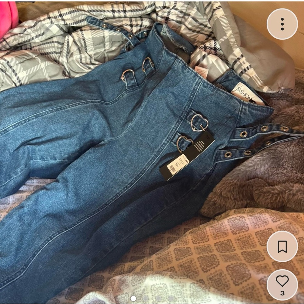 flare jeans - Picture 2 of 2